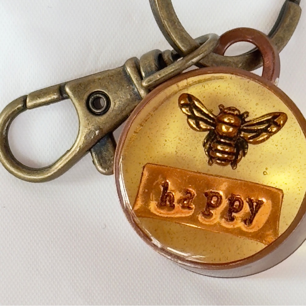 Keychain Bee Happy In Resin Copper Wrapped Fob Antique Brass Clip